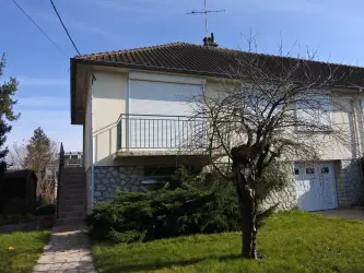 maison vendue à vendre PAVILLON À LA FERTE BERNARD : COMMODITÉS À PIED